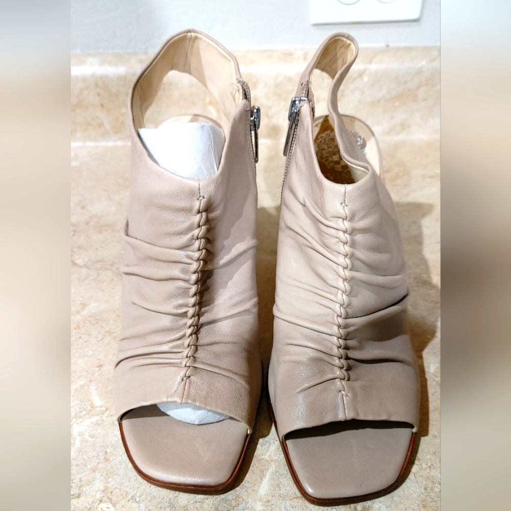 Ladies Sandals